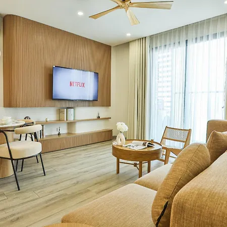 Nijo Kaya Suites - Terra Royal Tower, Highclass, Central & Poker Table-2